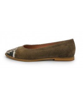 Alexandrina Flats In Beige Tones