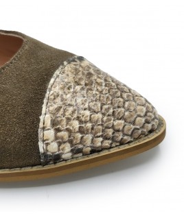 Alexandrina Flats In Beige Tones