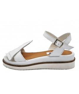 Twisty Triangles Sandals in White
