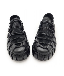 Labyrinth Sneakers In Black