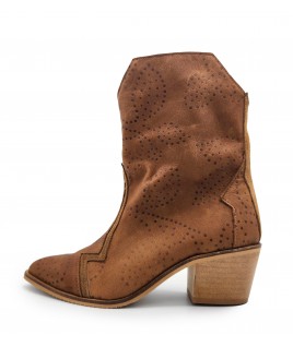 Thunder Boots in Camel Leather