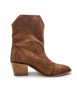 Thunder Boots in Camel Leather