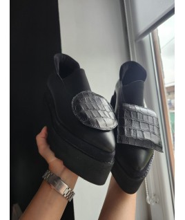 Polygons Shoes In Black