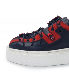 Zig-Zag Sneakers In Black & Red