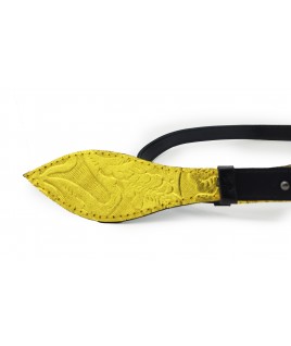 Leaf Me Textured Leather Waist Belt In Gold