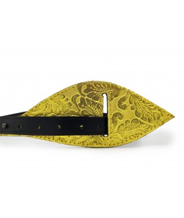 Leaf Me Textured Leather Waist Belt In Gold