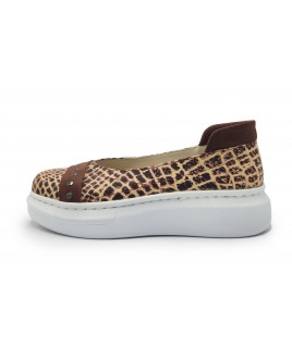 Simple Burgundy Flats