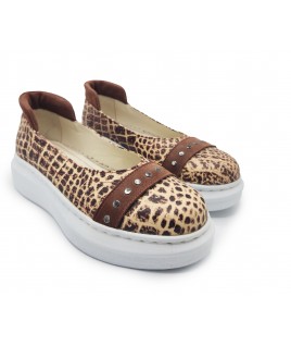 Simple Burgundy Flats