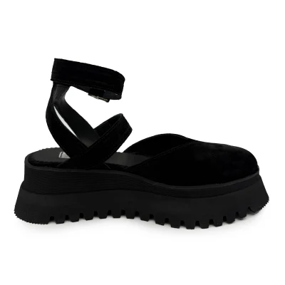 copy of Labyrinth  Balerinas  In Shades Of Beige