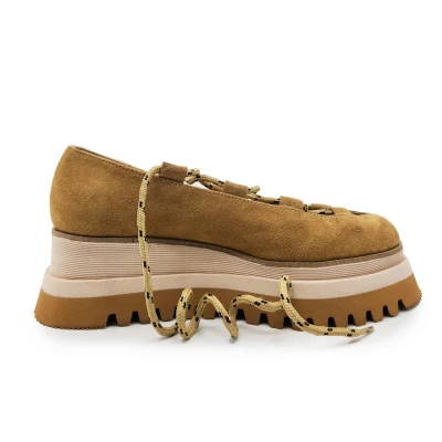Camel Labyrinth Flats