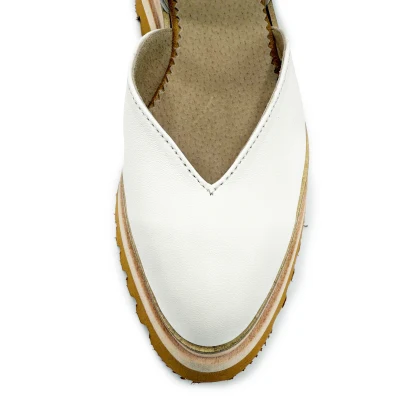 Simple White Flats