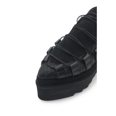 Labyrinth Shoes In Black