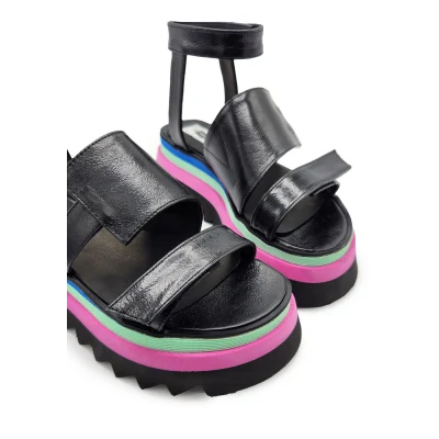 Rock Me Sandals In Black Leather