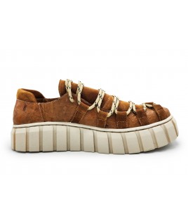 Labirinth Sneakers In Camel Leather