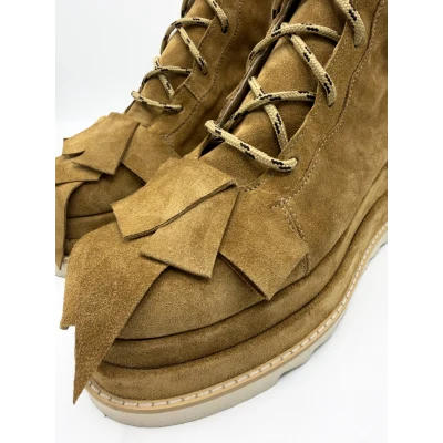 Bows boots in camel