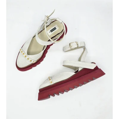 Pins on flats in ivory