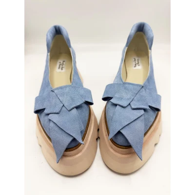 Bow Flats In baby blue