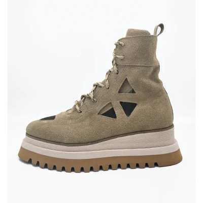 Summer Boots in beige