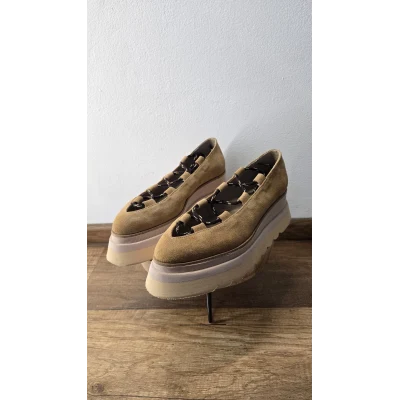 Camel Labyrinth Flats