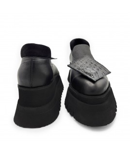 Black Diamond Flats