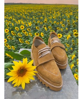 Sunday walk Shoes in Camel