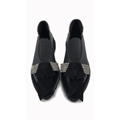 Bow Flats In Dark Shades