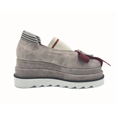 Grey Flats in Bow