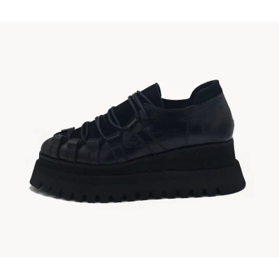 Labyrinth Shoes In Black