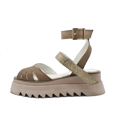 Breeze Flats In Beige & Gold