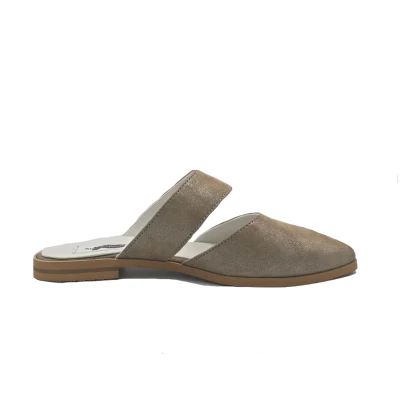 Keyhole Shoes In Light Gold
