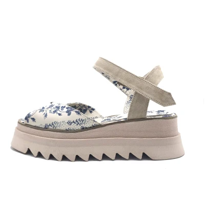 Double Fold Flats In Blue Flowers