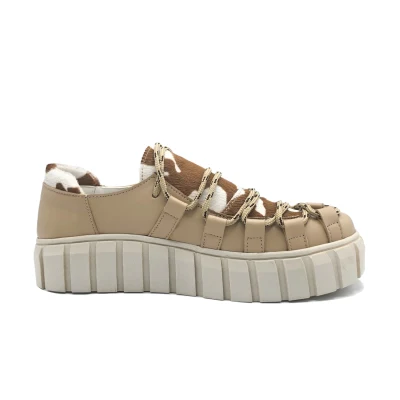 Labyrinth Sneakers In Beige