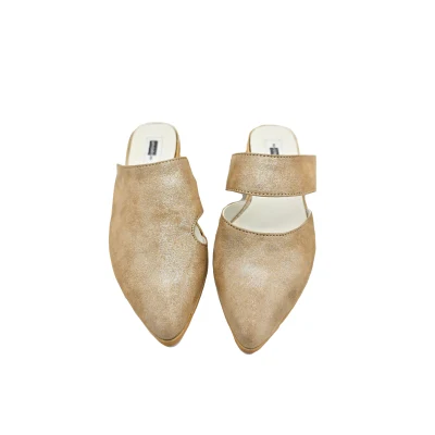 Moon Shoes In Light Gold