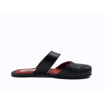 Moon Shoes In Black&Red