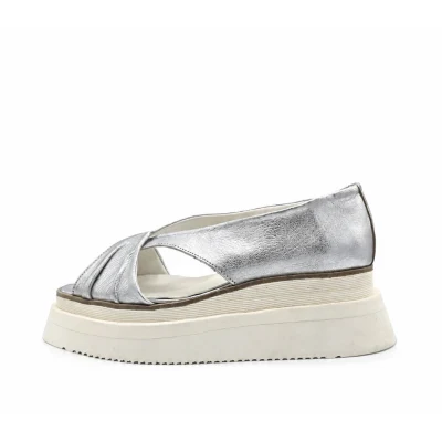 Twist Flats In Silver