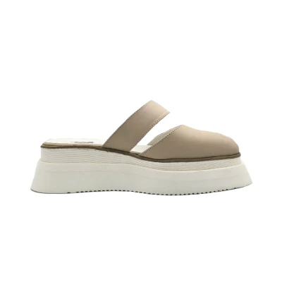 Moon Shoes In Beige