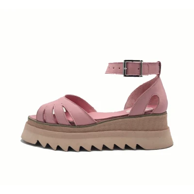 Breeze Sandals In Pink