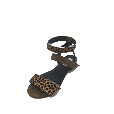Straps Sandals In Chocolate