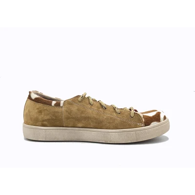 Sneakers In Camel