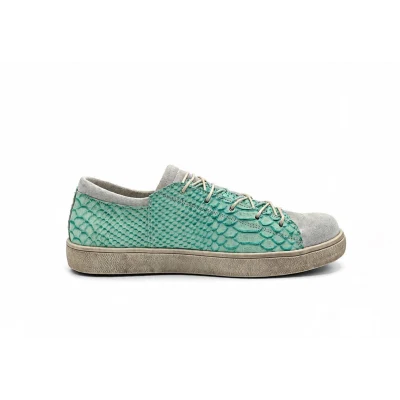 Sneakers In Mint Green