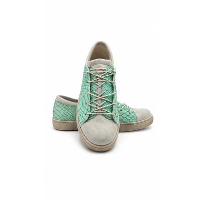 Sneakers In Mint Green