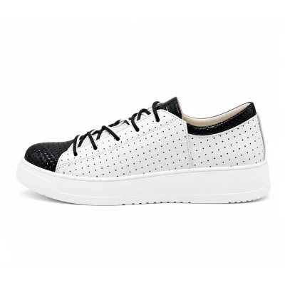Sneakers In Black&White
