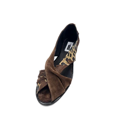 Twist Flats In Brown