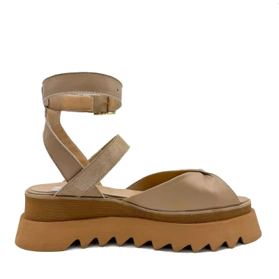 Double Fold Flats In Sidef&Cappucino