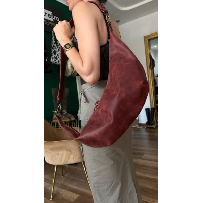 Big Banana Bag In Burgundy