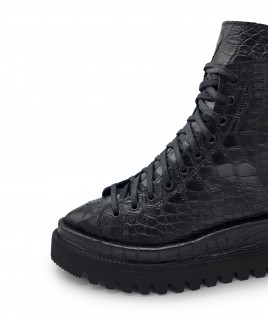 Croc Boots In Black