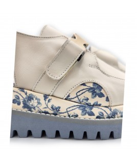 Floral Shoes In Beige & Blue